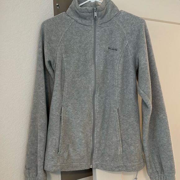 Medium grey fleece Columbia women’s jacket - Picture 1 of 3